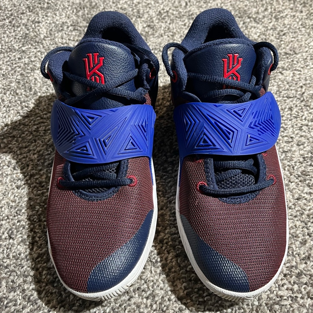Nike Kyrie Flytrap III Sz 6.5Y Blue Boys Basketball Shoes Sneakers BQ5620-400